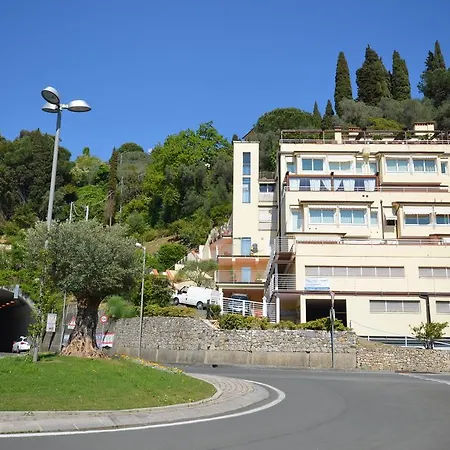 公寓 Largo Sardegna 莱里奇